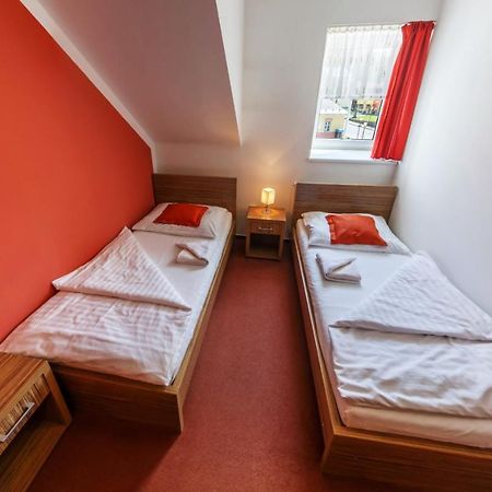 Wellness Hotel Hukvaldy Polopenze A Wellness V Cene Pribor Exterior photo